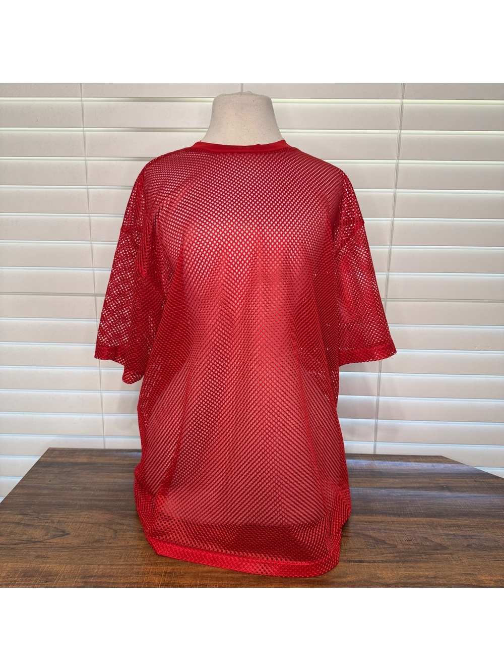 Forever 21 Men's Red Mesh Short Sleeve Shirt Large